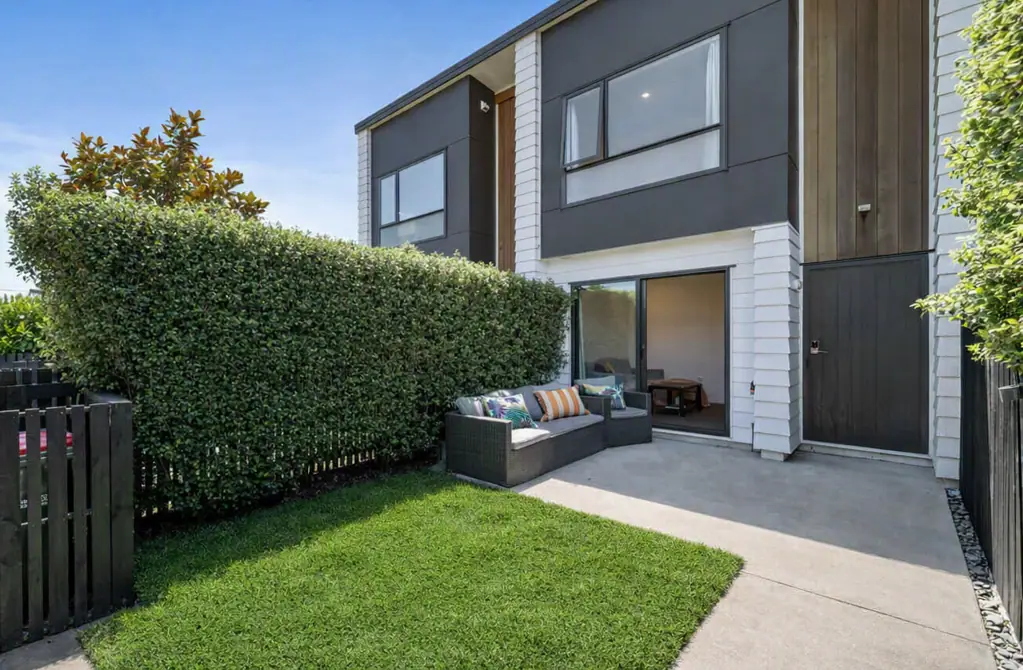 Papakura 2房  MOTIVATED SELLERS - BRING AN OFFER