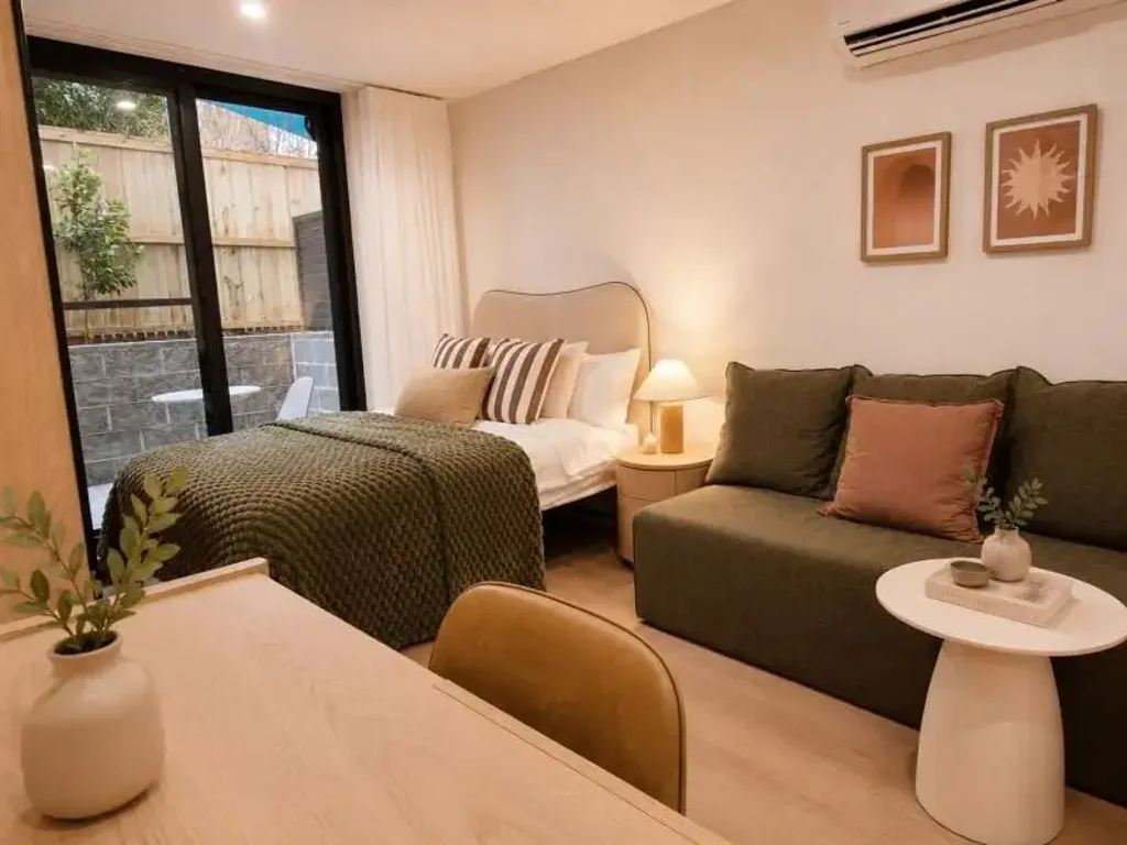 Brand NEW | Fully Furnished Studio | All Bills Included | Canvas Events | Central Kingsford