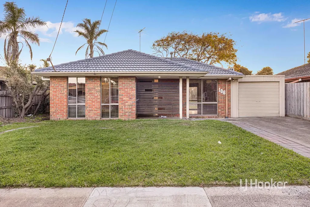 Conveniently Located Home Offering Comfort & Space! APPLICAT