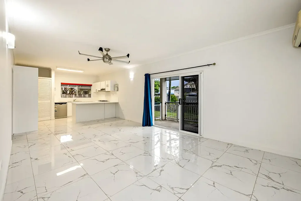 1/18-20 Rose Street, Westcourt, QLD 4870