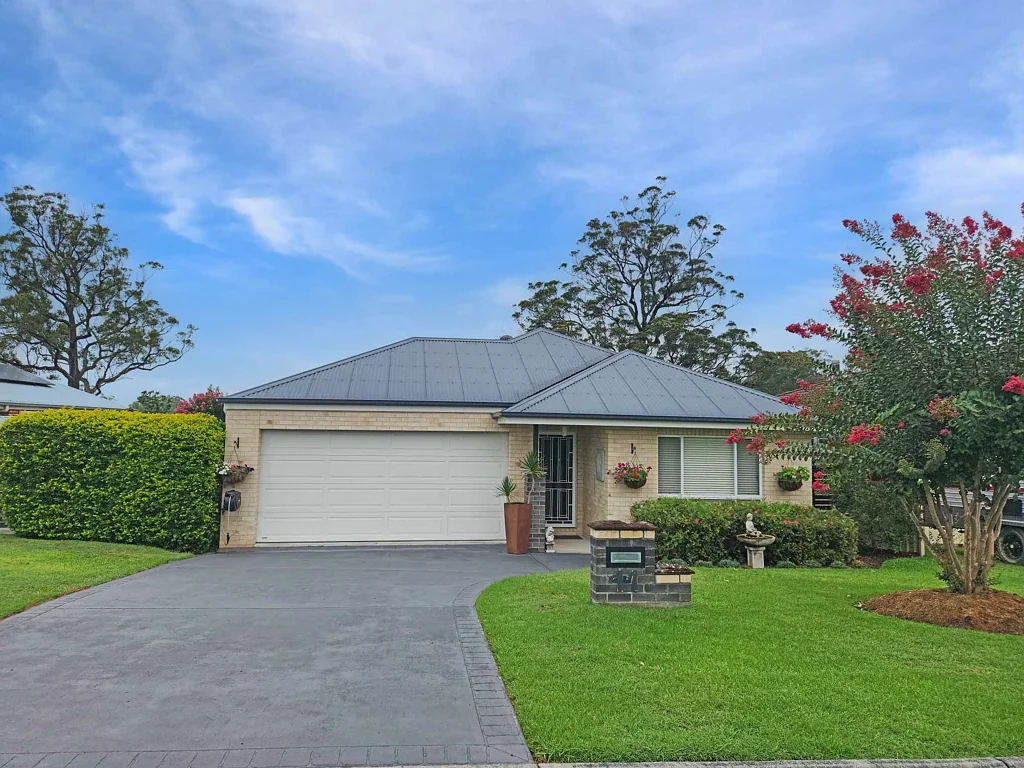 11 Woodward Street, Gloucester, NSW 2422