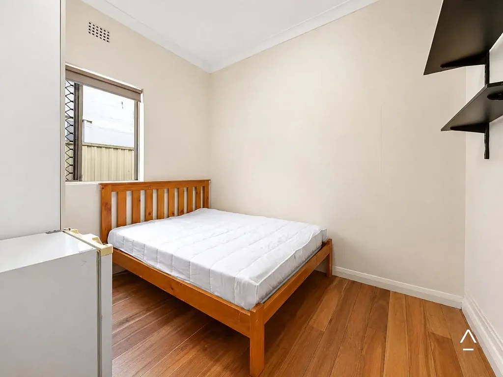 Affordable Room Conveniently Located Guest House