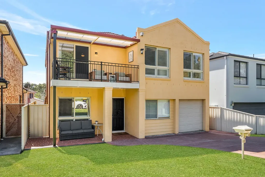 27 Watling Avenue, West Hoxton, NSW 2171