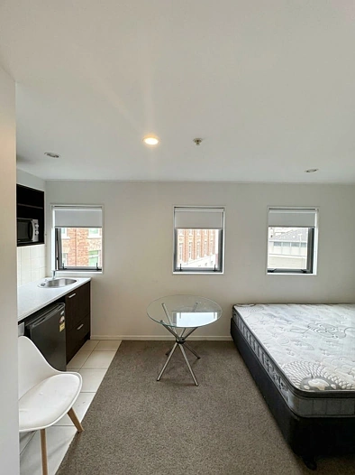 Fully Furnished Studio in the Heart of the City