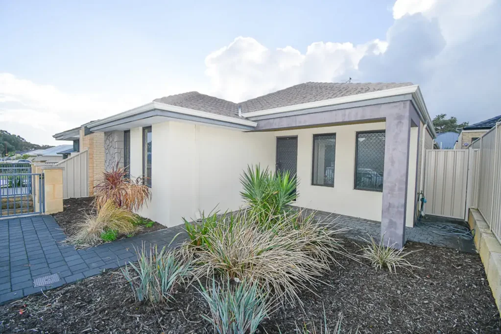 Modern 4-Bedroom Home with Low Maintenance Living!