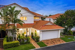25/60-76 Caseys Road, Hope Island
