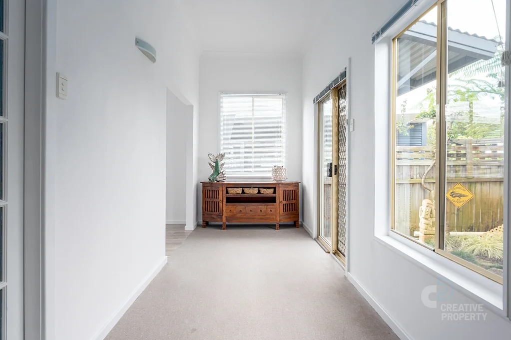 Charming 1 Bedroom Unit in Prime Location!
