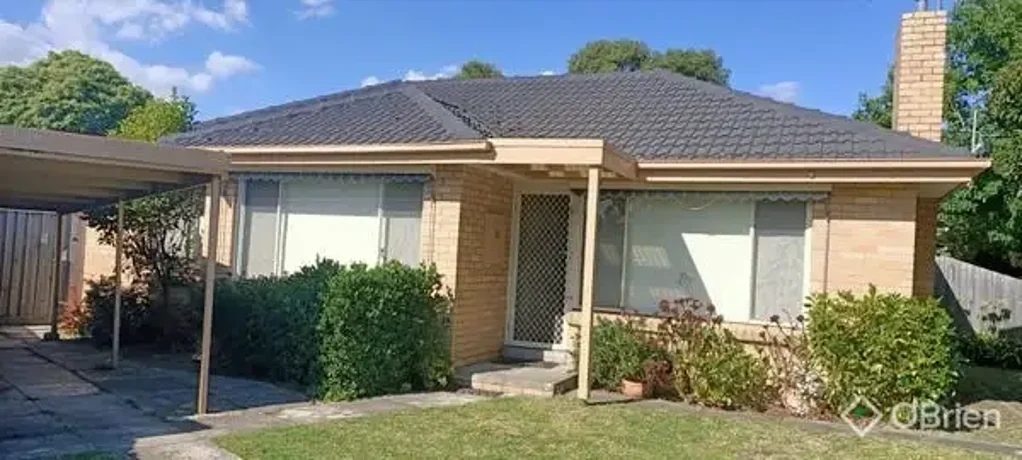 Family-Friendly Home in the Frankston High School Zone with Bonus Bungalow