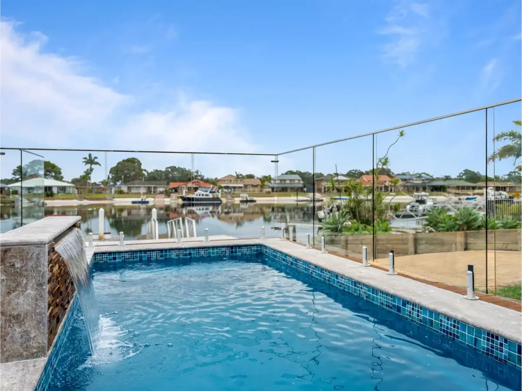 Yamba 3침실 Luxurious Waterfront Living