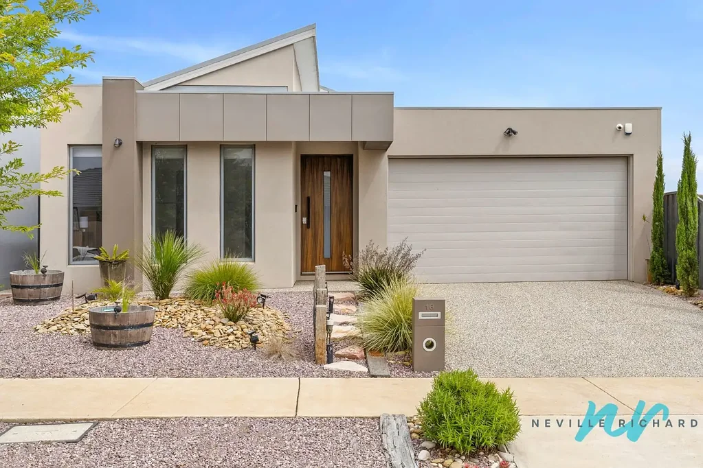 St Leonards 4कमरा Stunning Home – Contemporary Styling