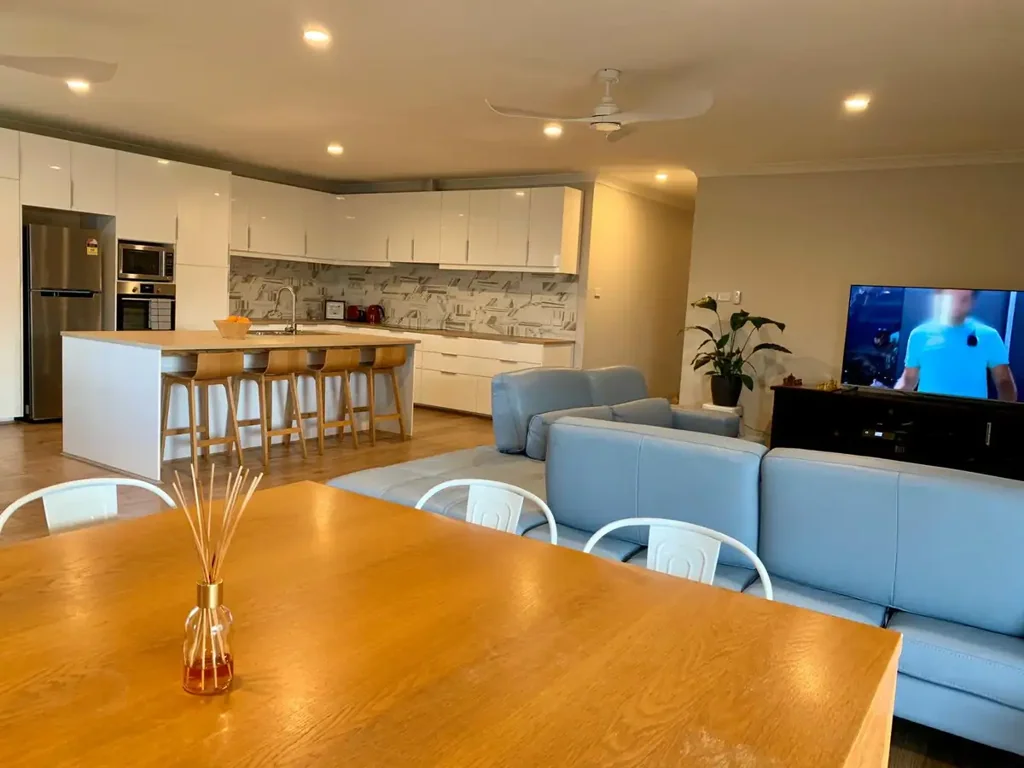 An Outdoor Enthusiast's Dream Home Located In Tyrolean - Fully Furnished.