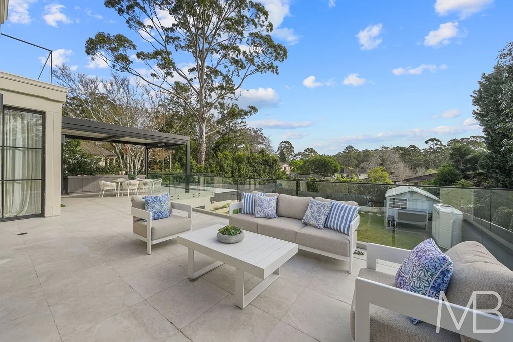 Pymble 6房 Merrivale 法式城堡杰作的稀有置业机会 A Rare Opportunity To Secure The French Château Masterpiece On Merrivale