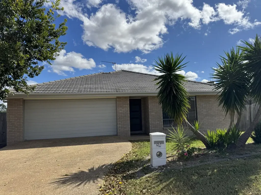 12 Charles Darwin Drive, Monto, QLD 4630