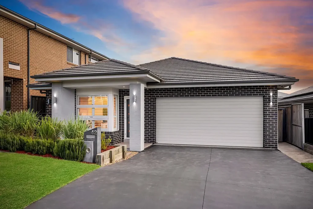 42 Hannaford Avenue, Box Hill, NSW 2765