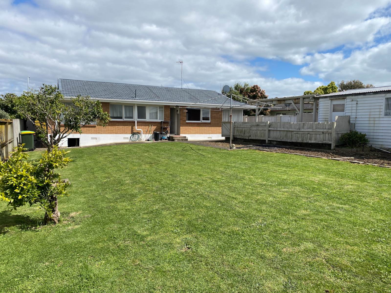 70 Botany Road, Botany Downs, Auckland - Manukau, 3 phòng ngủ, 0 phòng tắm