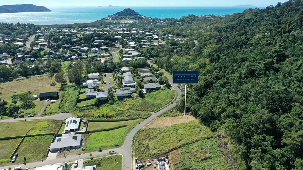 Cannonvale Elevated Prime Land Opportunity in Growing Cannonvale