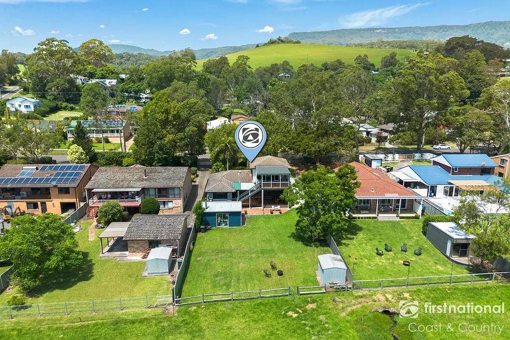 Jamberoo 5غرفة نوم Expansive Family Home with Farmland Views and Dual Living Potential