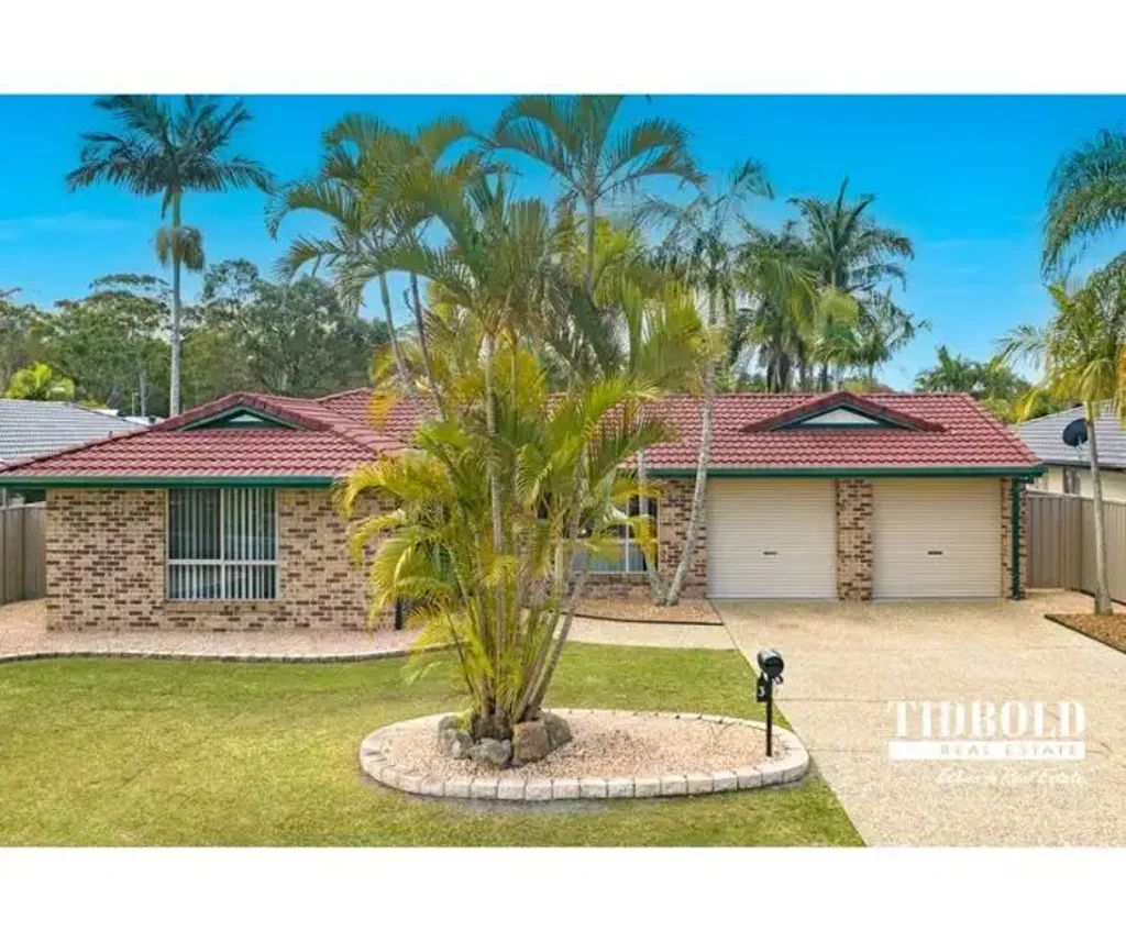 3 Putter Place, Redland Bay, QLD 4165