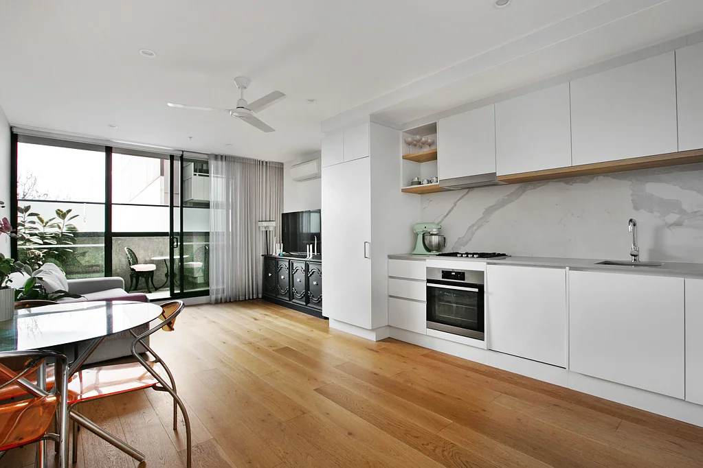 204/35 Plenty Road, Preston, VIC 3072