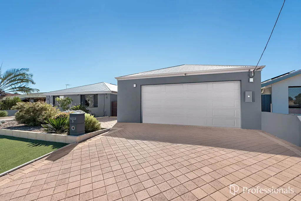 Bluff Point 4房  The Bluff Point Family Home You've Been Waiting For