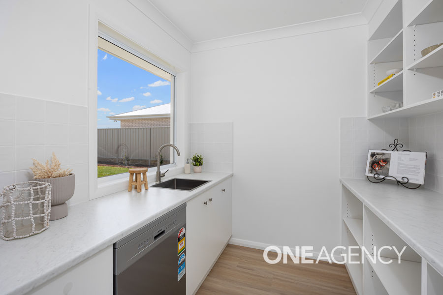 13 BURT ST, GOBBAGOMBALIN NSW 2650, 0房, 0浴, House