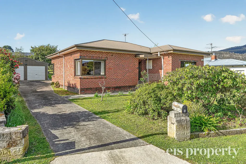 Huonville 3ਬੈੱਡਰੂਮ Solid Brick Home, Sheds Galore & Prime Location