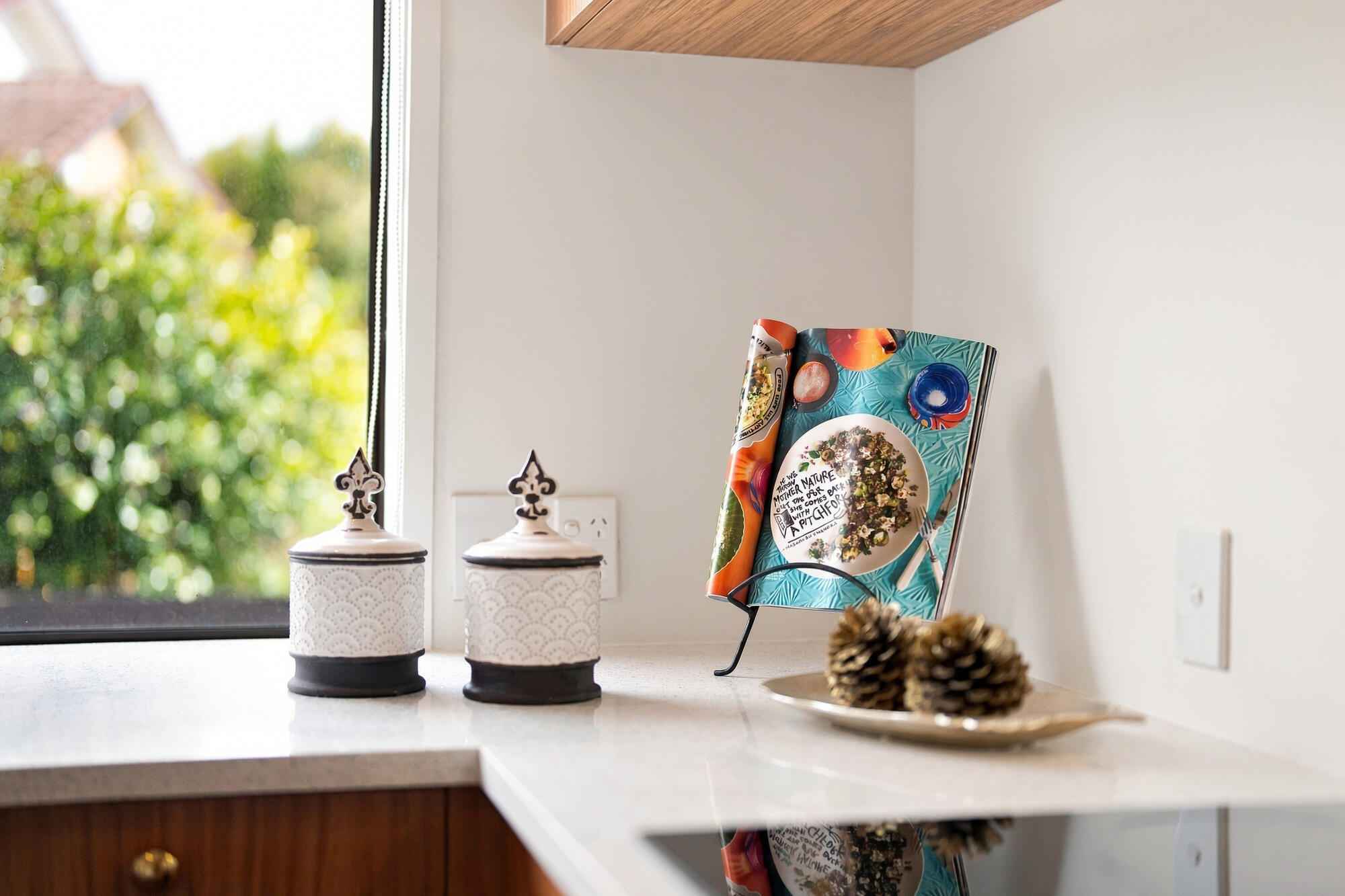 69 Oliver Road, Eastern Beach, photo 12