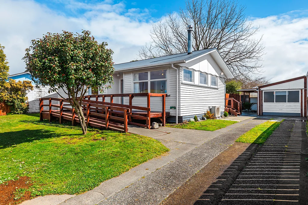 Turangi 3房  Central gem with modern comforts