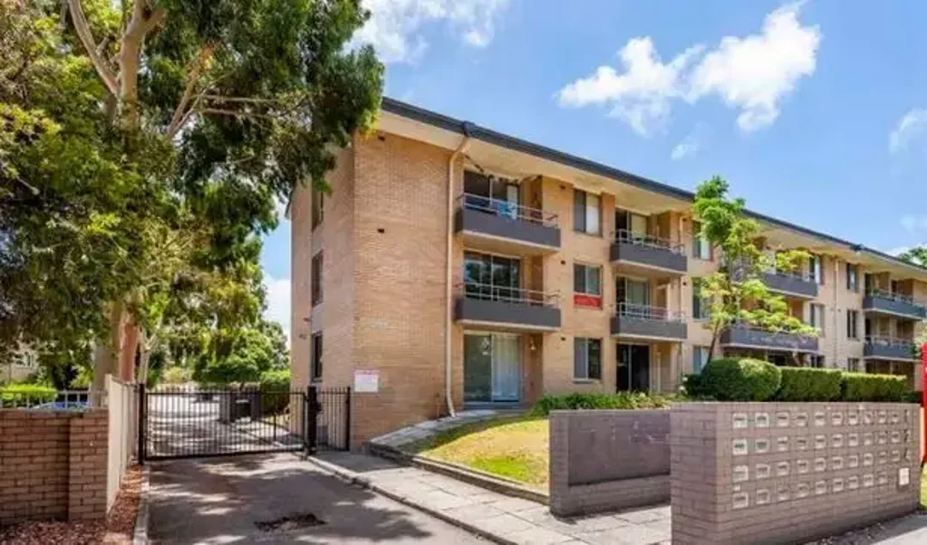 Subiaco Superb 1 Bedroom Unit - Unfurnished