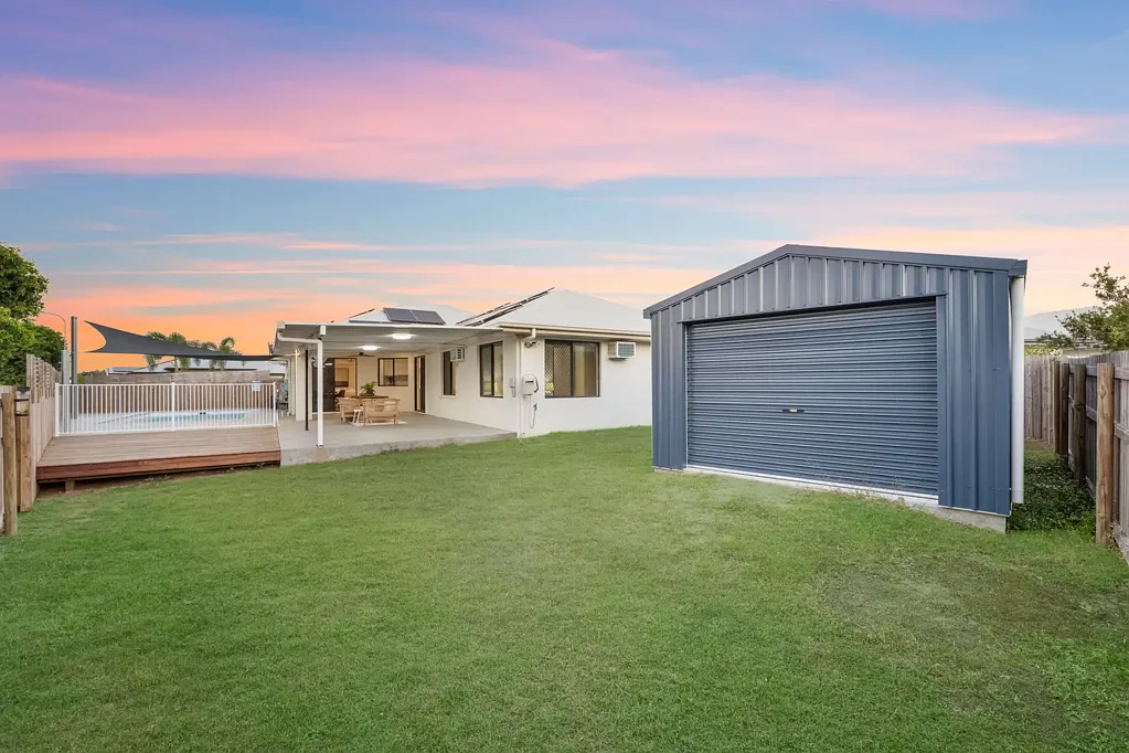 Bushland Beach 4 Bedroom Buhsland Beach Beauty