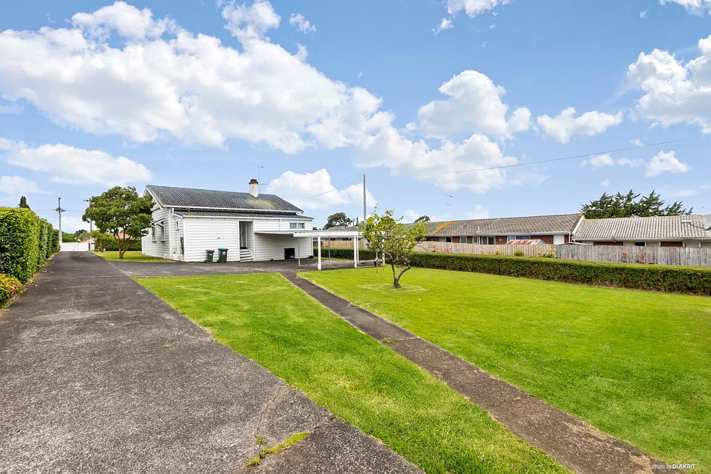 Mount Wellington 3房  Resource Consent Approved 12 units on 1,464m²(MOL)