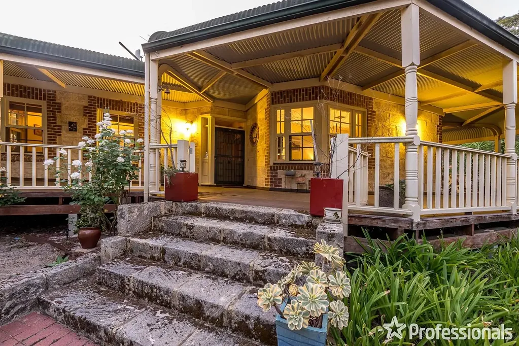 510 Marshwood Place, Sawyers Valley, WA 6074