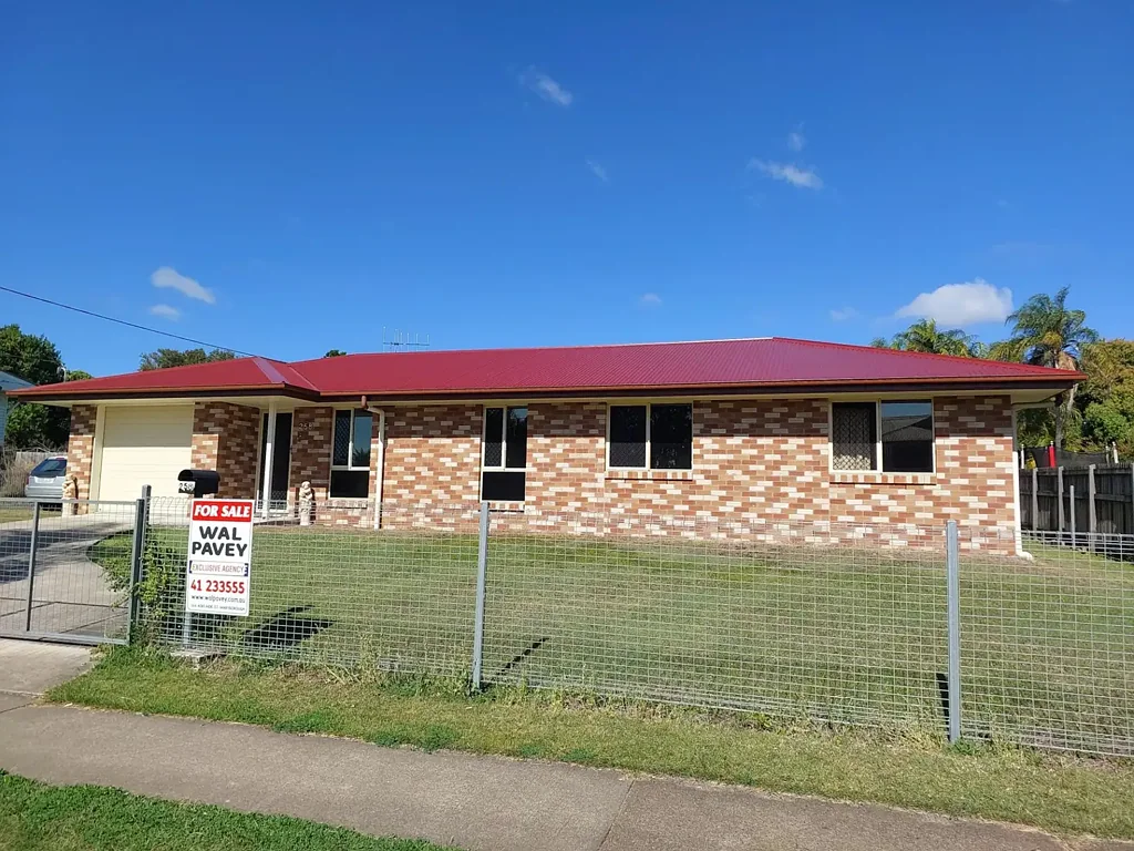 Maryborough 3ਬੈੱਡਰੂਮ QUALITY BRICK HOME - WALK TO CBD