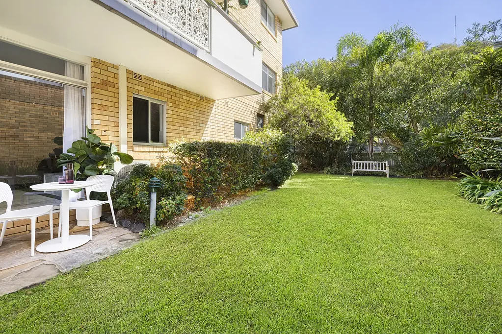 Collaroy 1Moenga Quiet garden apartment in ideal beachside location