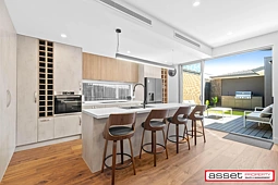 2/8 Canberra Street, Carrum