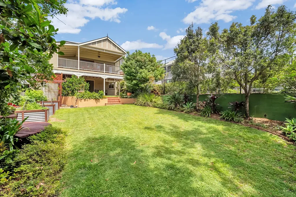 Coorparoo 5部屋 STUNNING WORKERS COTTAGE TRANSFORMATION - ACT FAST
