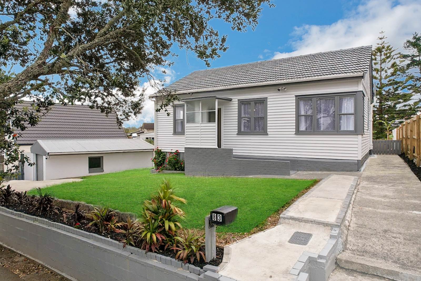 83 Hillcrest Road, Papatoetoe, Auckland - Manukau, 2 कमरे, 1 बाथरूम, House