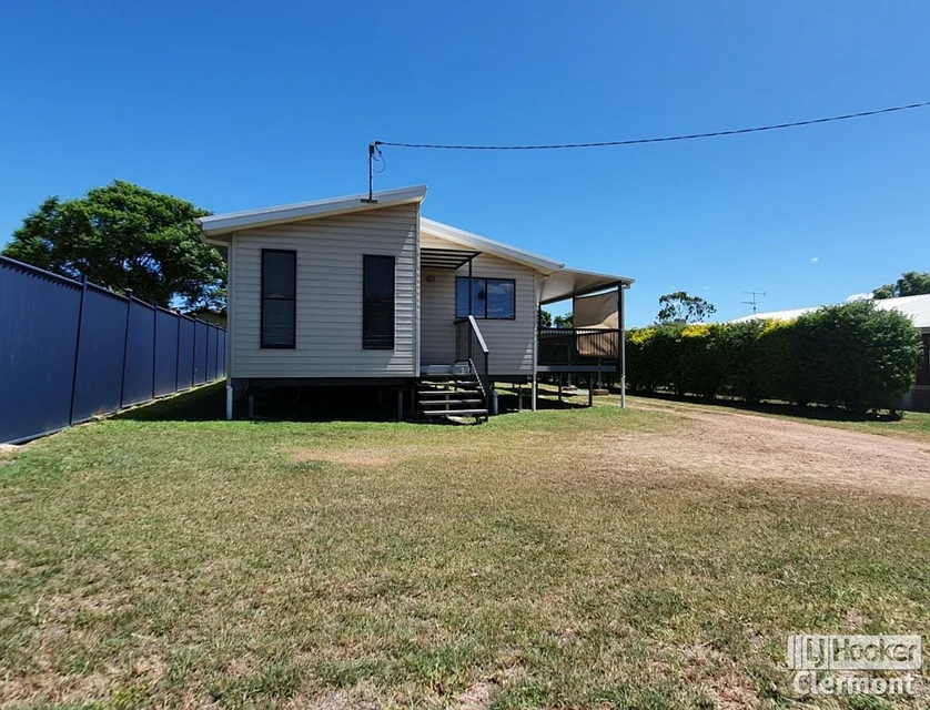 36 East Street, Clermont, QLD 4721, 3房, 1浴, House