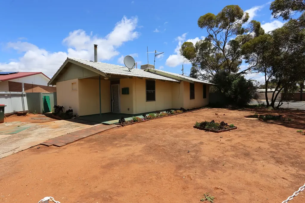 27 Pittosporum Street, Kambalda West, WA 6442