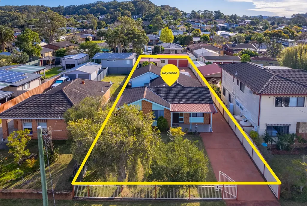 Berkeley Vale 5ਬੈੱਡਰੂਮ Spacious, Single-Level Comfort on a Rare 822sqm Block
