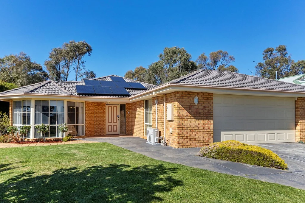 11 Timberview Terrace, Kangaroo Flat, VIC 3555
