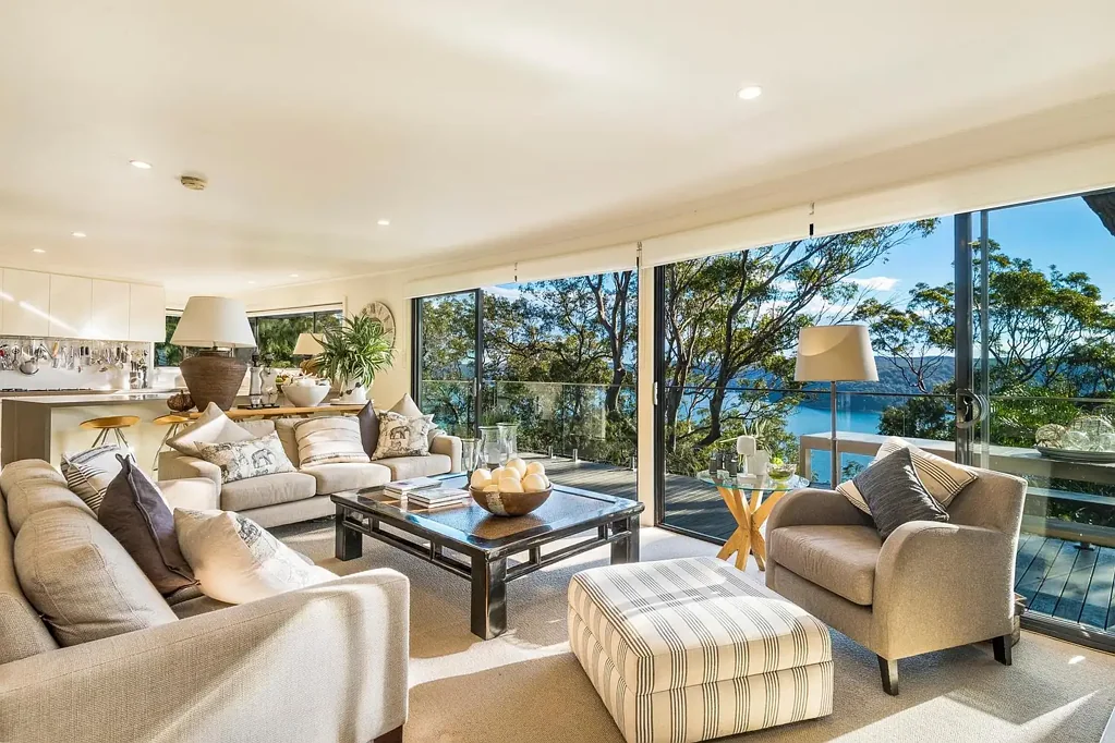 Short term lease - Peaceful 4 Bedroom Home with Beautiful Pi