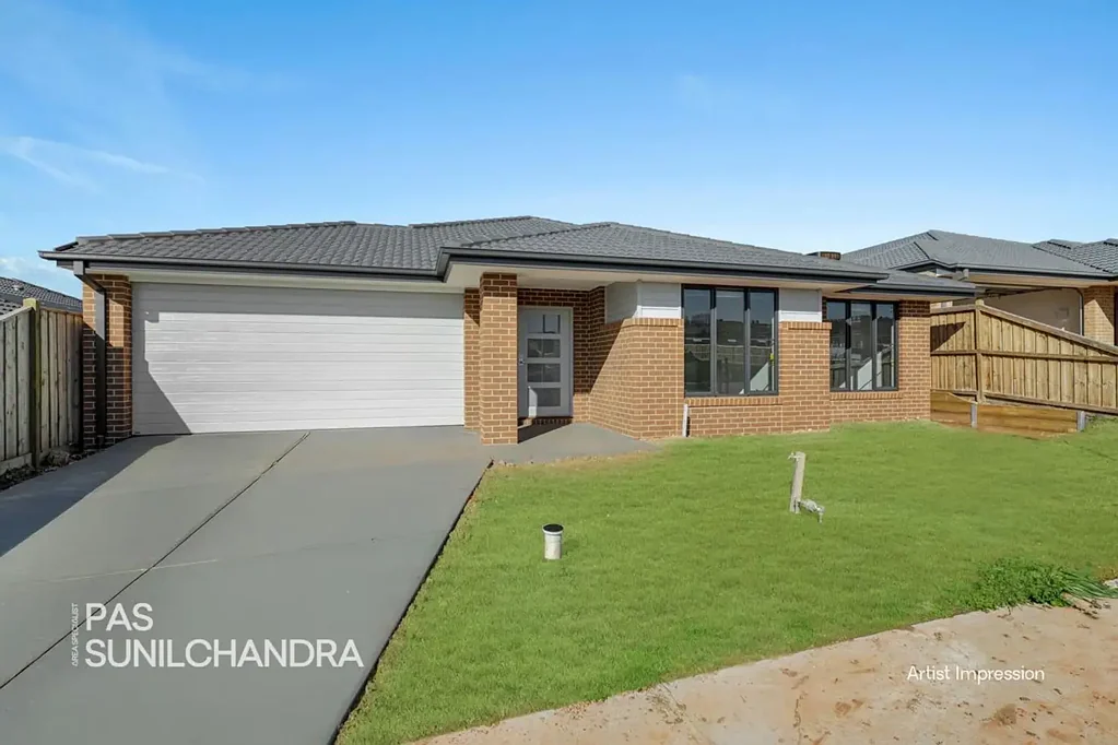 Modern Comfort in the Crownlea Estate