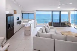 Unit 8/21 McIlwraith Street, Moffat Beach