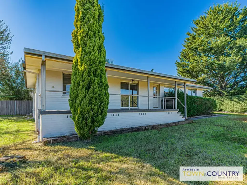 9 Patricia Close, Armidale, NSW 2350