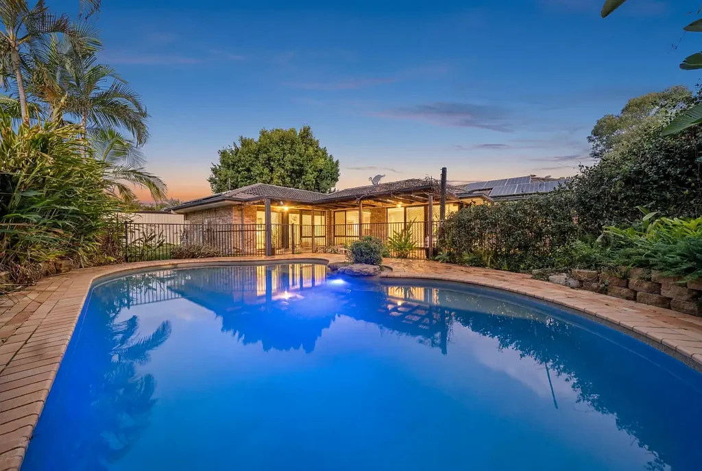 Upper Coomera 4غرفة نوم POWERED SHED / HEATED POOL /2 LIVING AREAS /GREAT NEIGHBOURHOOD / DON'T MISS THIS ONE!!