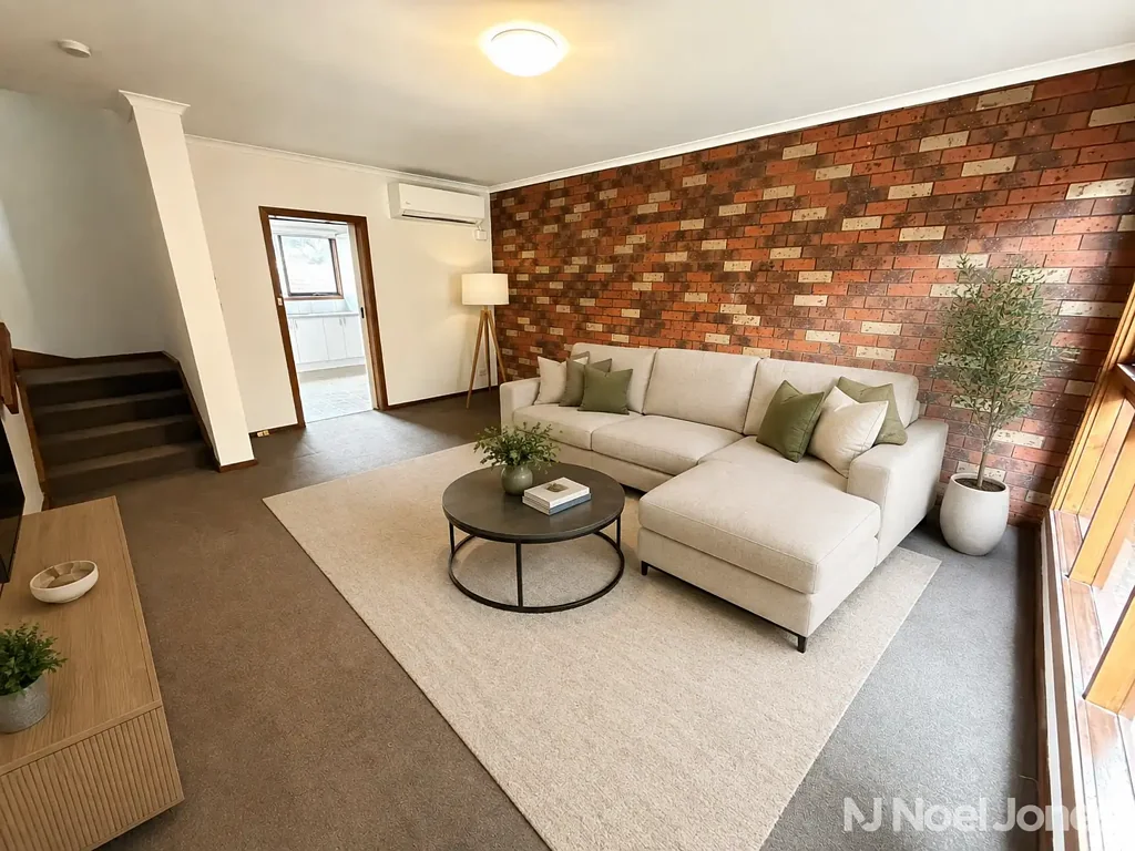 Modern Comfort In Prime Doncaster Location