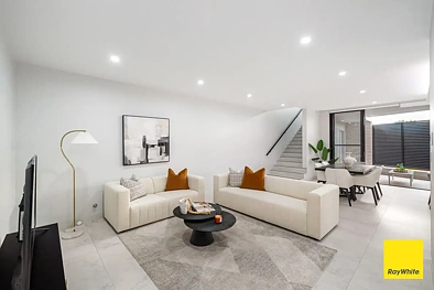 6A Lowry Street, Mount Lewis, NSW 2190, 5 chambres, 3 salles de bain, Apartment