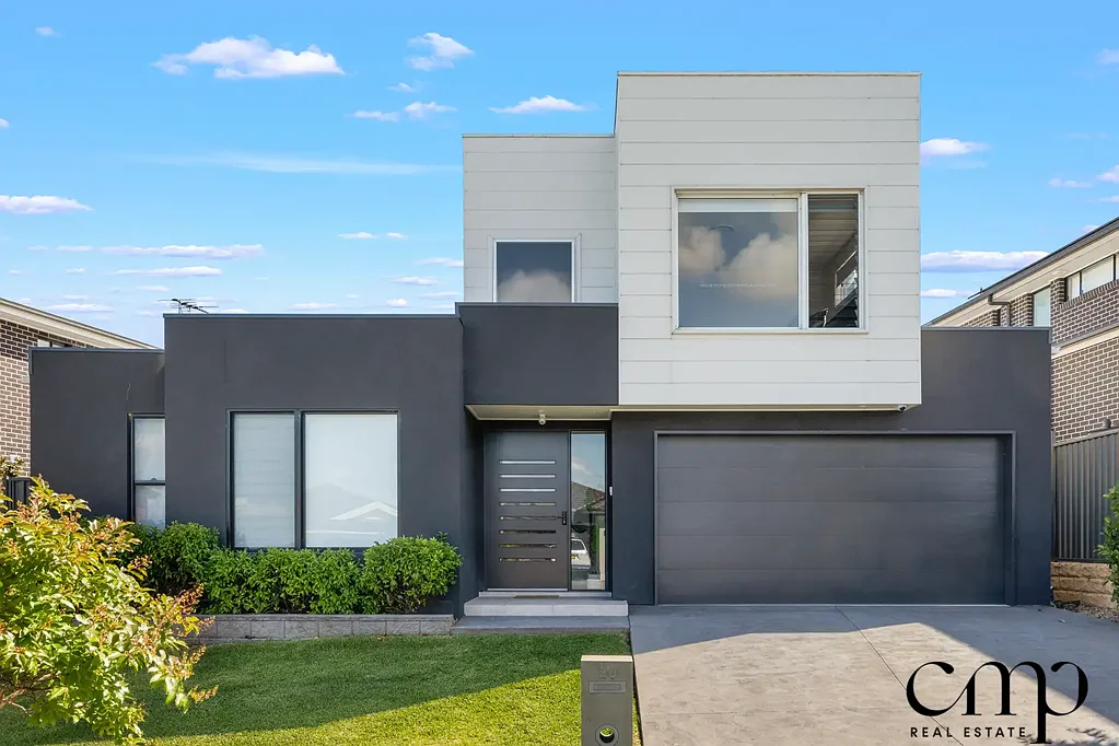 20A & 20B Meadow Grass Circuit, Leppington, NSW 2179