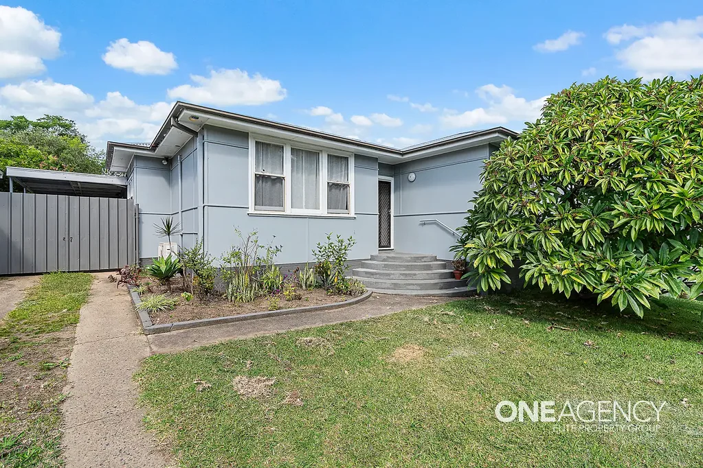 FUNCTIONAL LIVING AND MODERN EASE AT 14 ALBATROSS ROAD